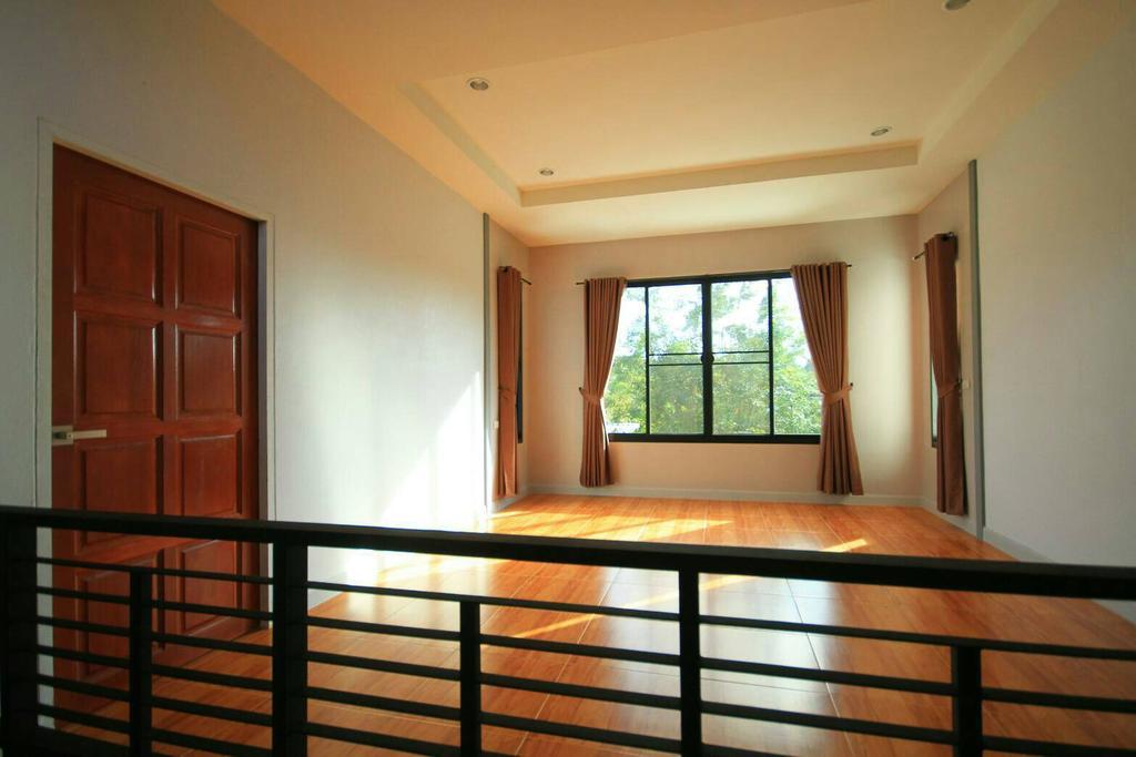 Sunsmile'S House Villa Wang Nam Khiao Exteriör bild