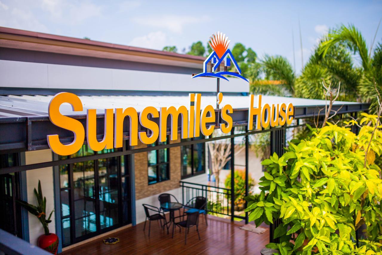 Sunsmile'S House Villa Wang Nam Khiao Exteriör bild
